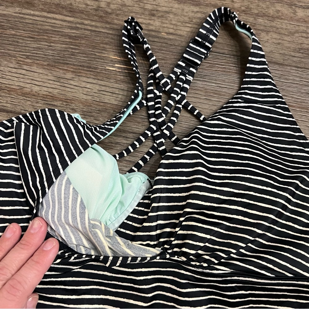 prAna Kayana Tankini Top small - Picture 5 of 12